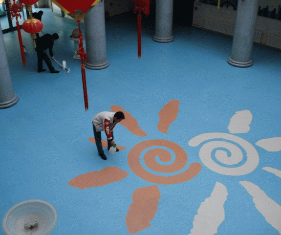 鋪設(shè)塑膠地板，地面應(yīng)該注意哪些問(wèn)題？